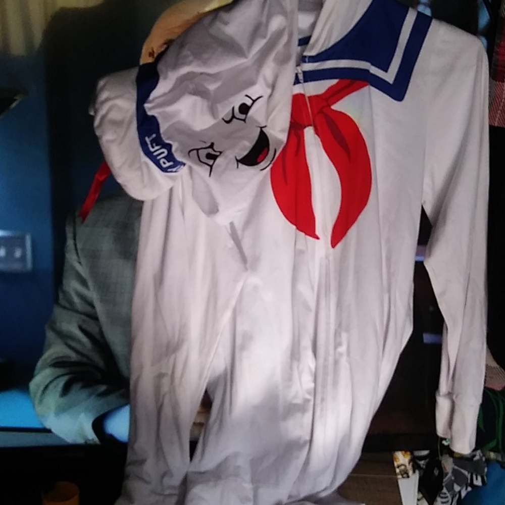 XL Ghostbuster sleepwear/costume